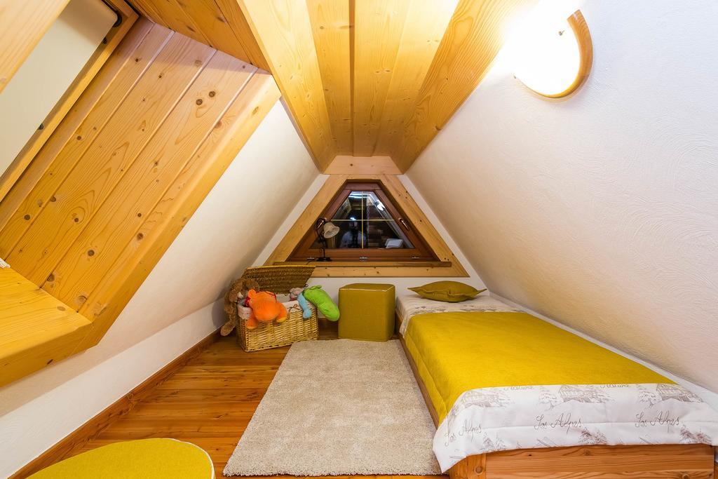 Rezydencja Na Szymoszkowej Zakopane Bilik gambar